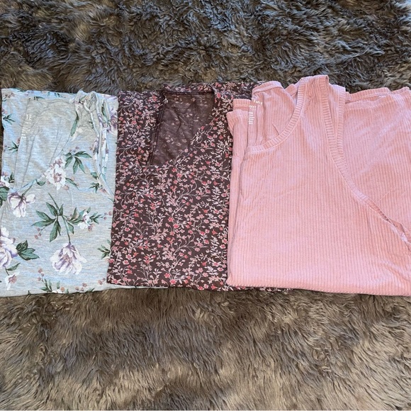 American Eagle Tank Top Bundle - Picture 1 of 7